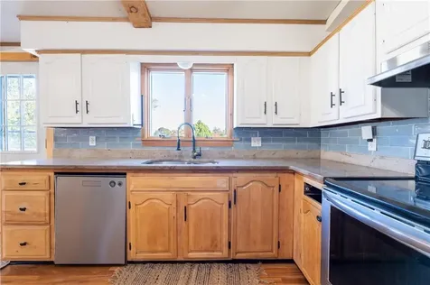 49 Dexter Street Portsmouth RI 02871