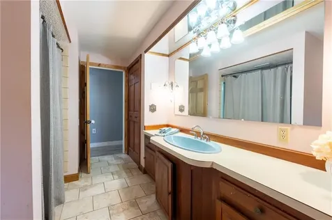 49 Dexter Street Portsmouth RI 02871