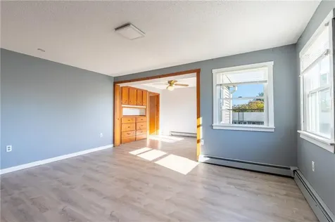 49 Dexter Street Portsmouth RI 02871