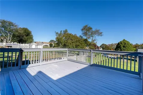 49 Dexter Street Portsmouth RI 02871