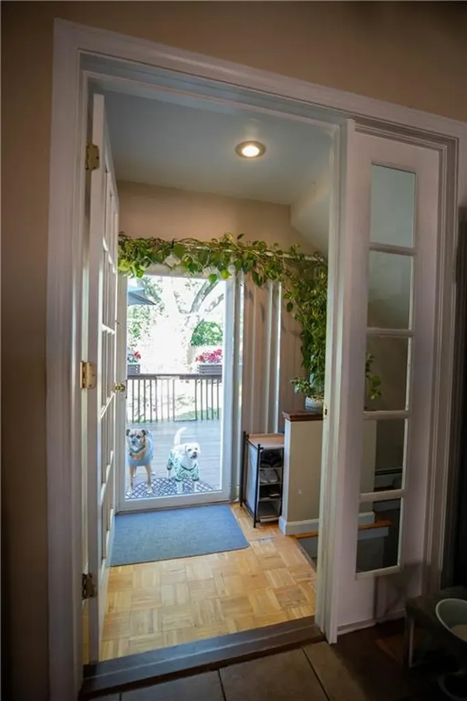 21 Madison Street Warwick RI 02888