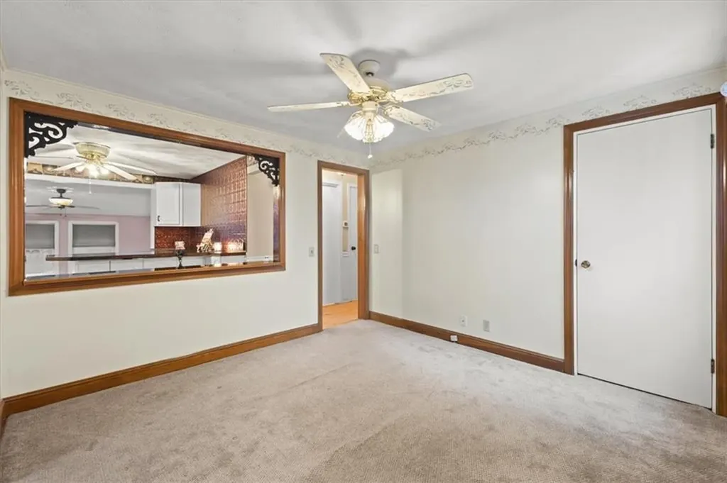 58 Griffith Drive East Providence RI 02915
