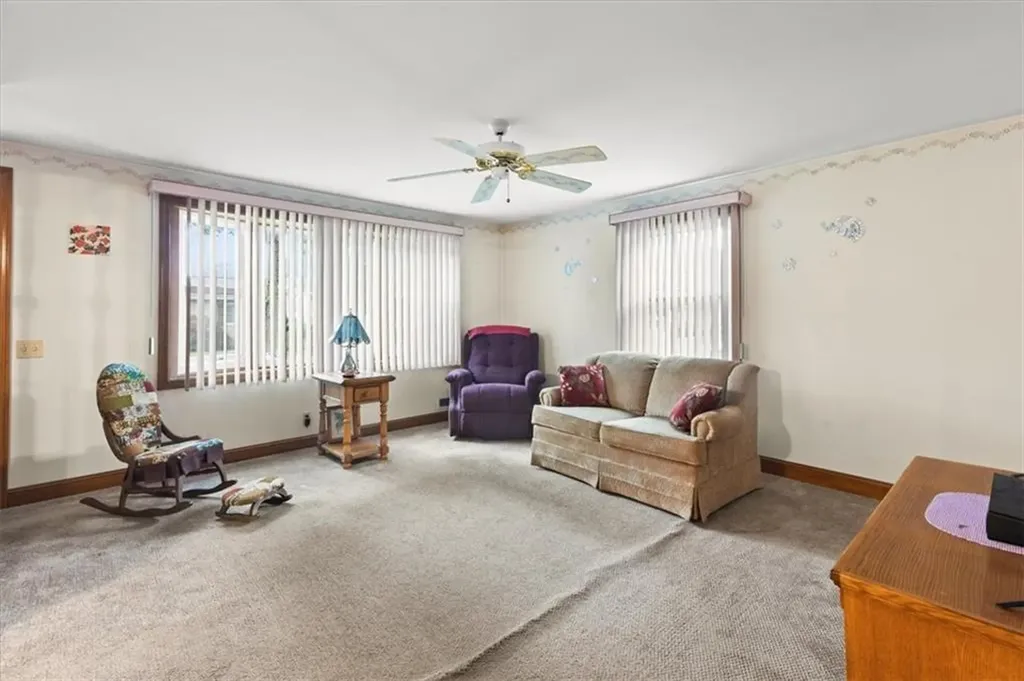58 Griffith Drive East Providence RI 02915