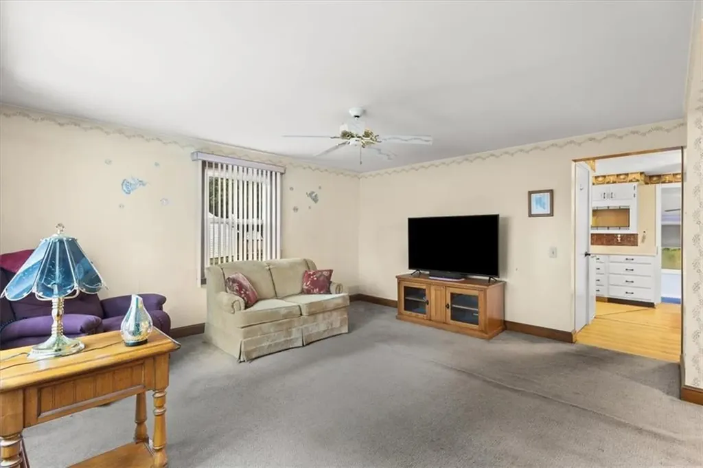 58 Griffith Drive East Providence RI 02915