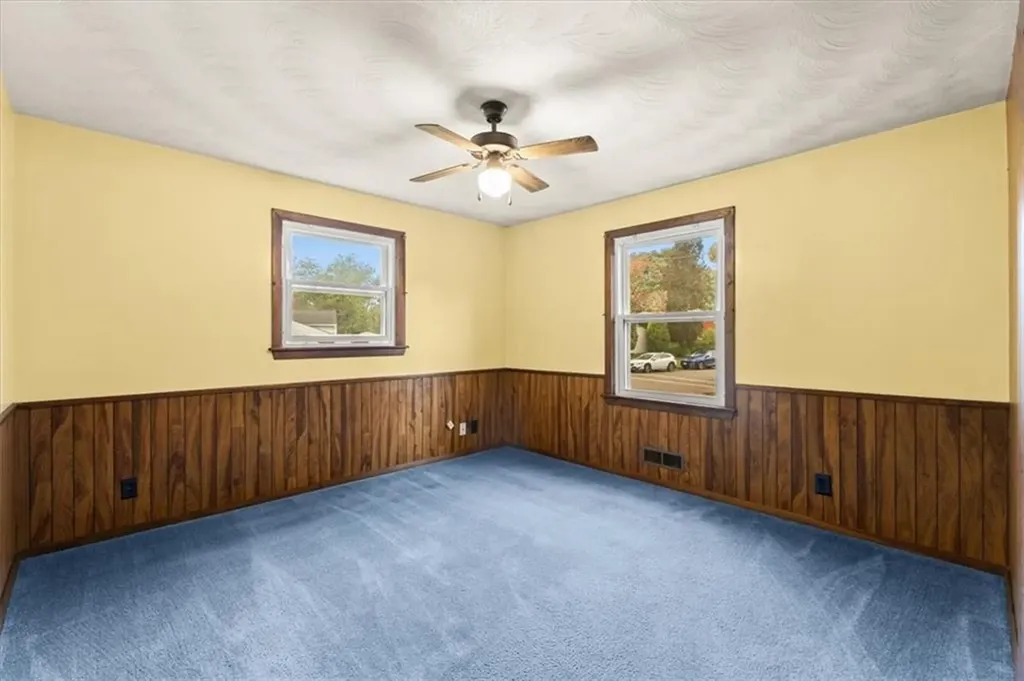 58 Griffith Drive East Providence RI 02915