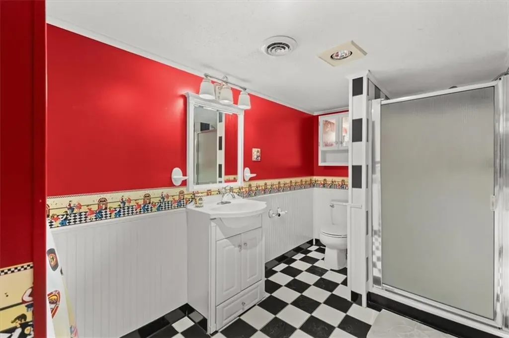 58 Griffith Drive East Providence RI 02915