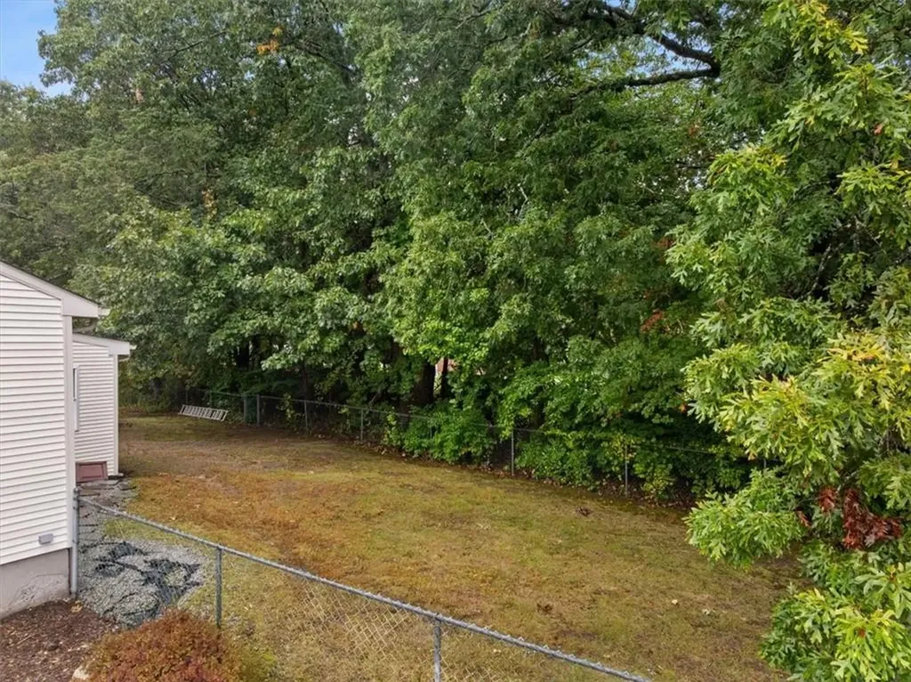 58 Griffith Drive East Providence RI 02915