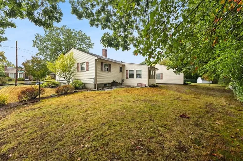 58 Griffith Drive East Providence RI 02915