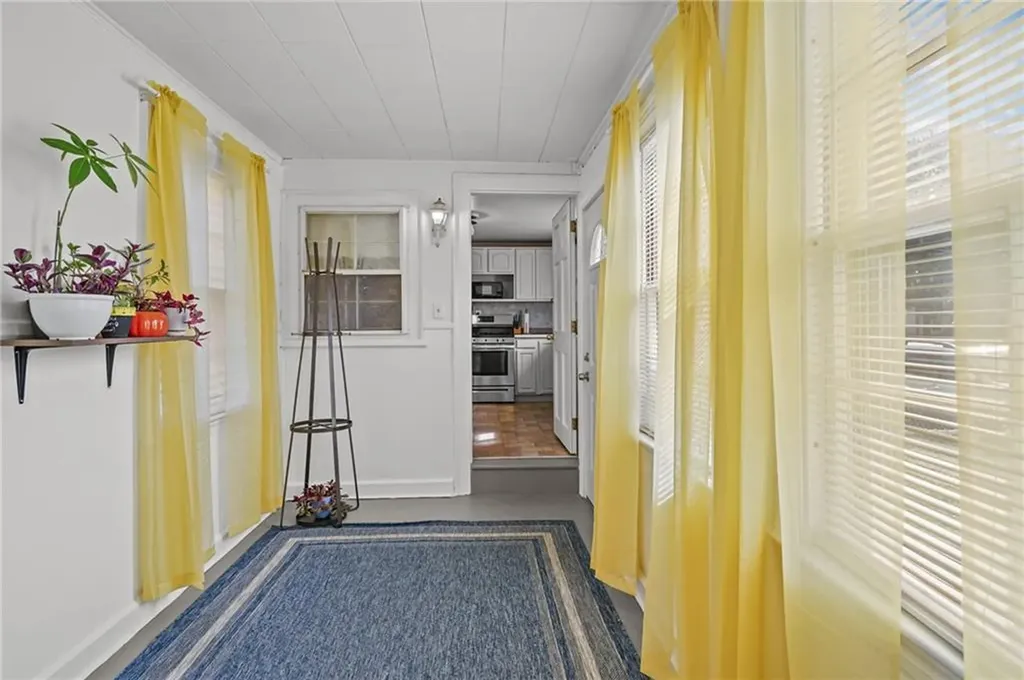 69 Burgess Avenue Pawtucket RI 02861