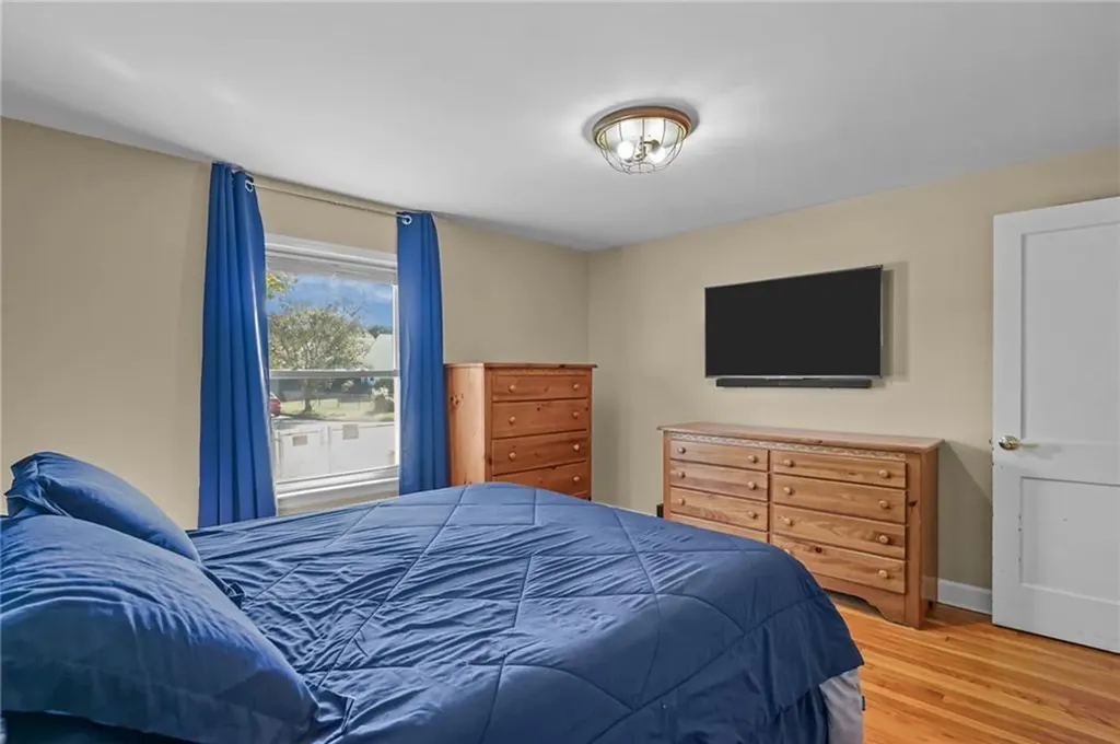 69 Burgess Avenue Pawtucket RI 02861