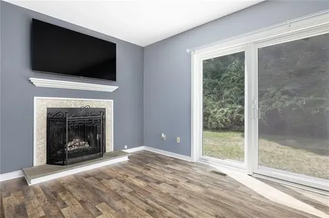 21 Woodlawn Circle Hopkinton RI 02832