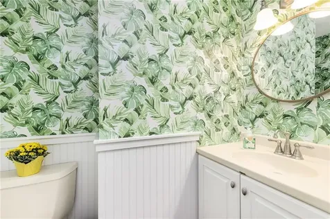 21 Woodlawn Circle Hopkinton RI 02832