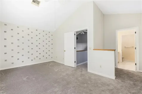 21 Woodlawn Circle Hopkinton RI 02832