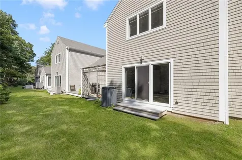 21 Woodlawn Circle Hopkinton RI 02832