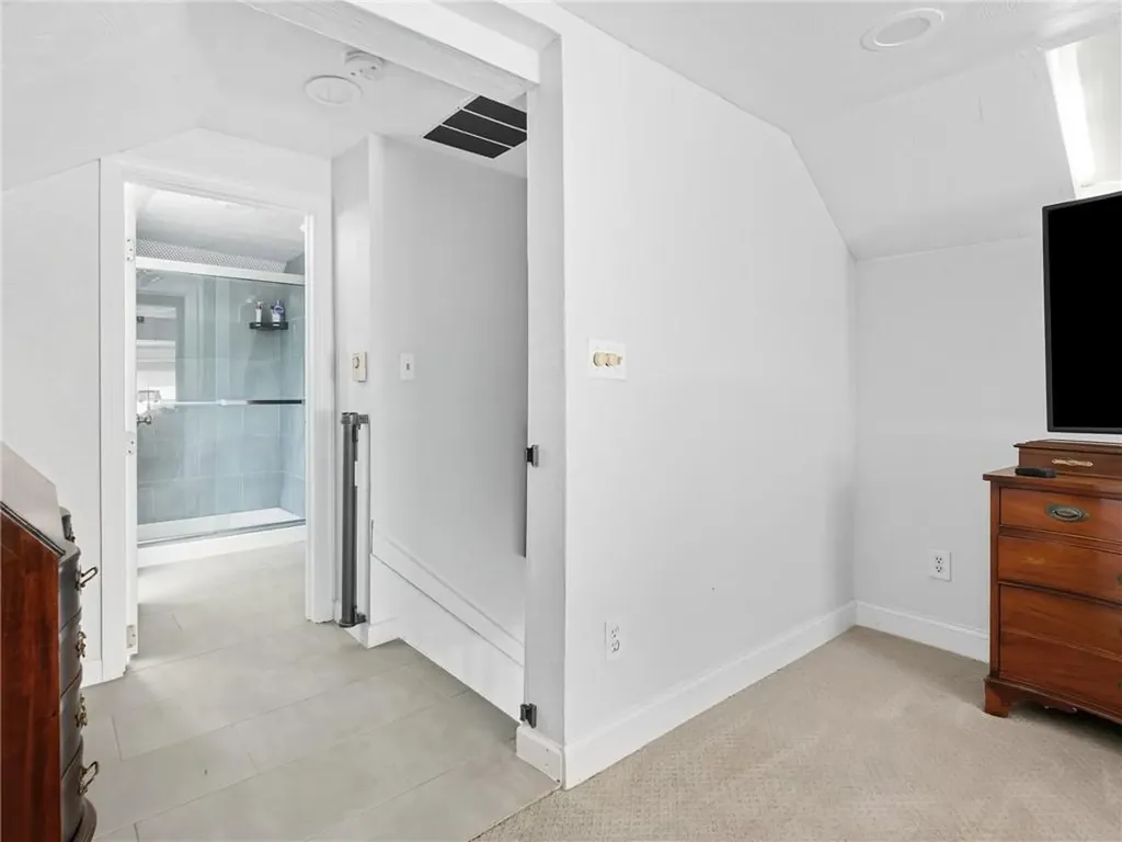 1285 Smith Street Providence RI 02908