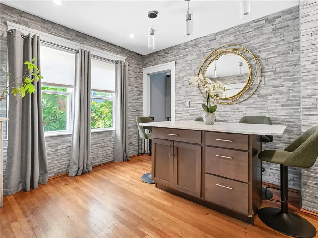 1285 Smith Street Providence RI 02908