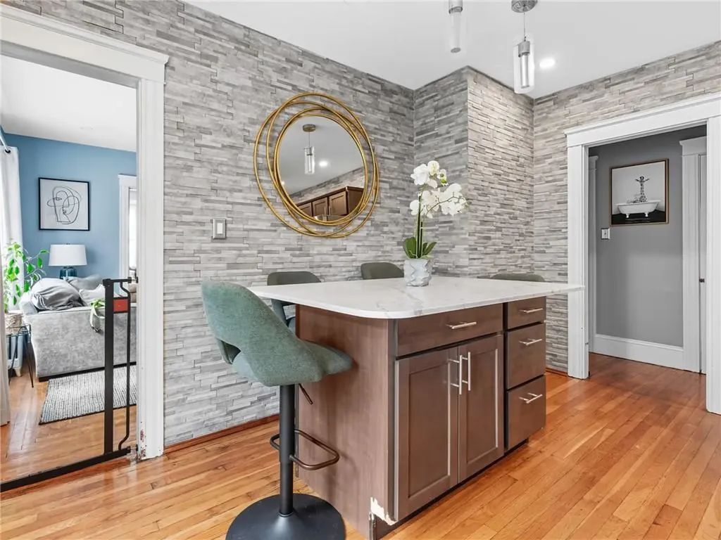 1285 Smith Street Providence RI 02908