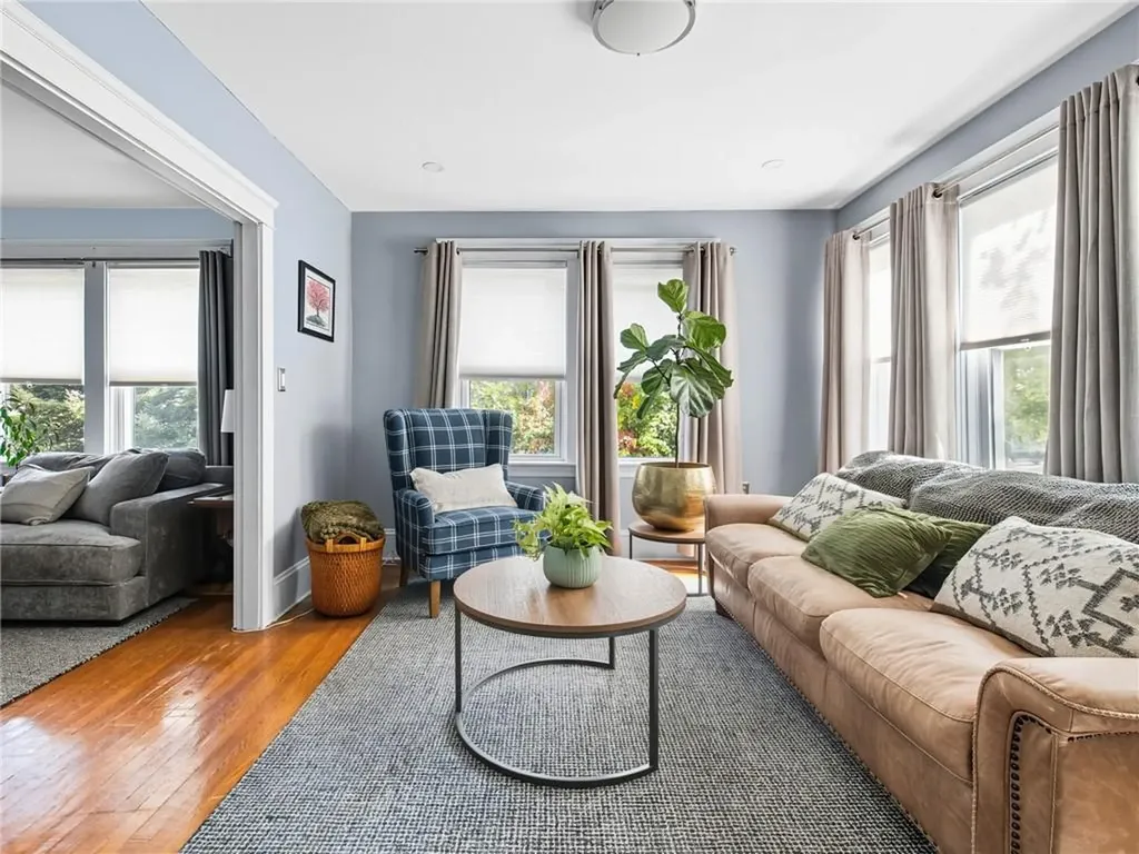 1285 Smith Street Providence RI 02908