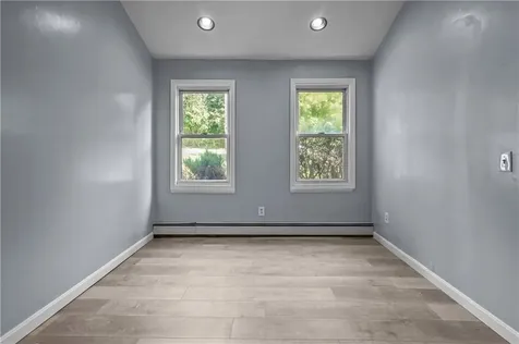 135 Lippitt Avenue Cranston RI 02921