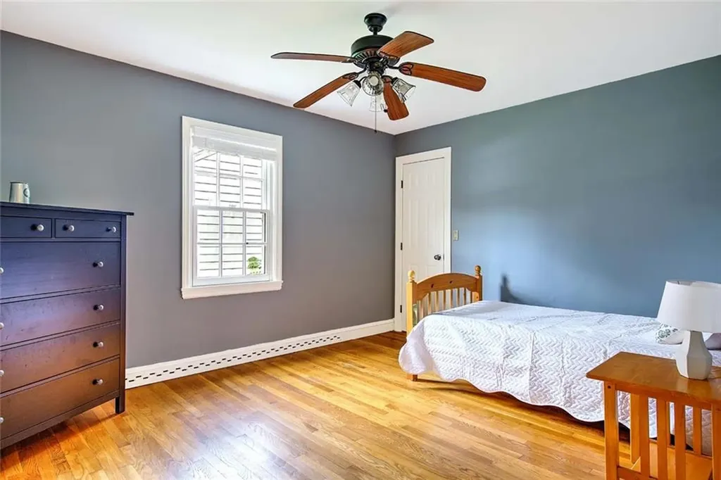 6 Plymouth Drive Barrington RI 02806