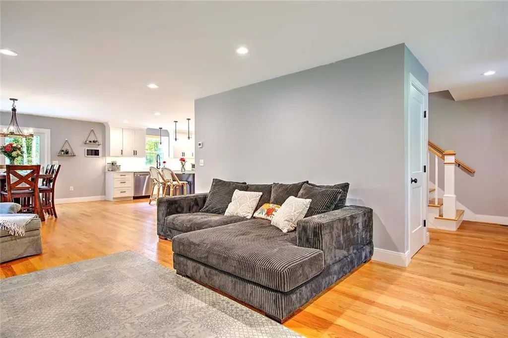296 Twin Brook Lane Coventry RI 02816