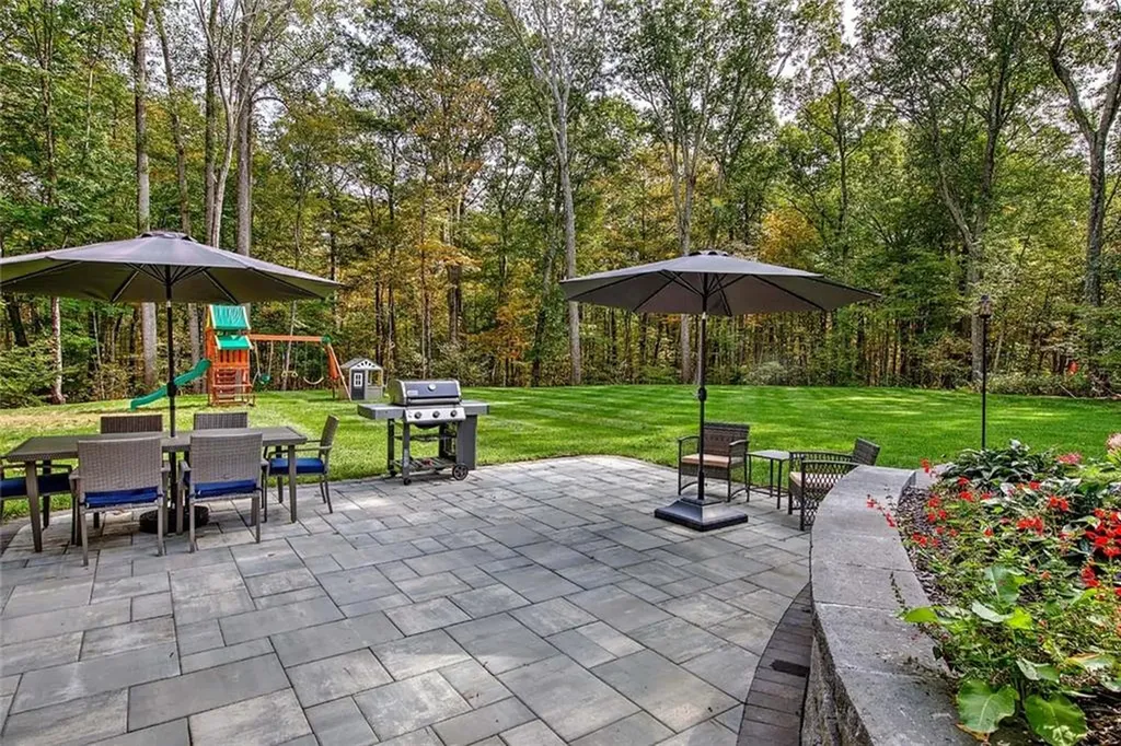 296 Twin Brook Lane Coventry RI 02816