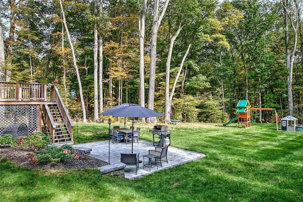 296 Twin Brook Lane Coventry RI 02816