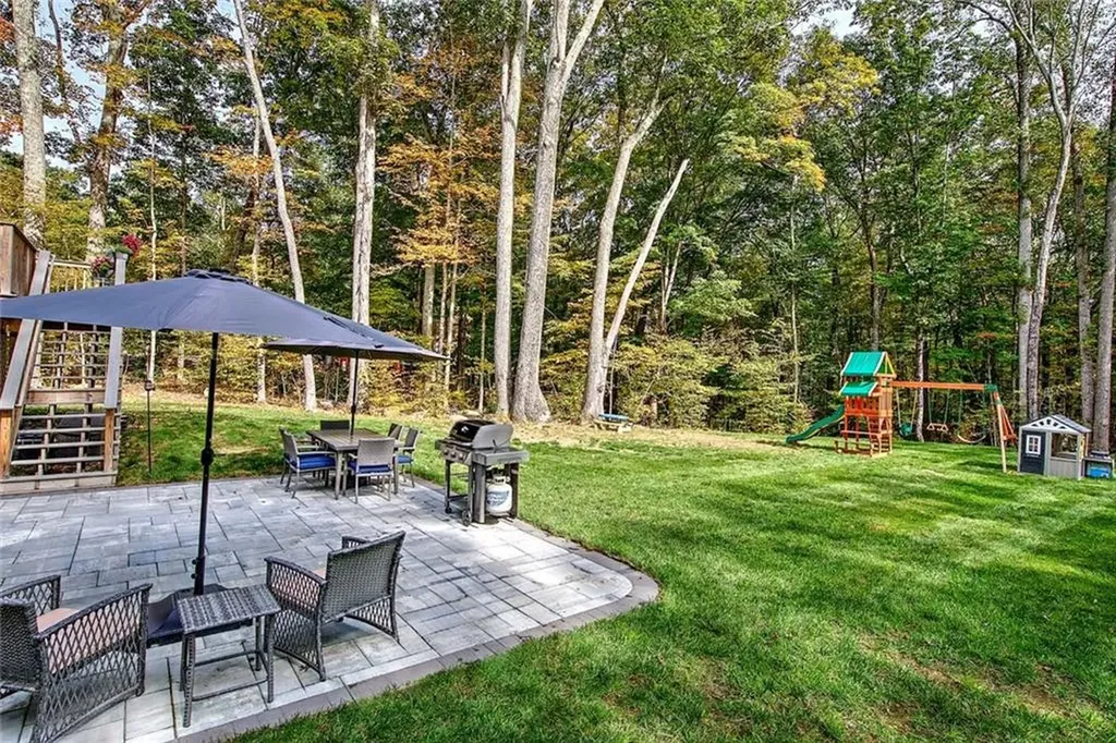 296 Twin Brook Lane Coventry RI 02816