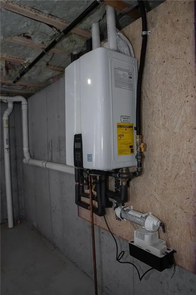 52 Recess Lane Warwick RI 02886