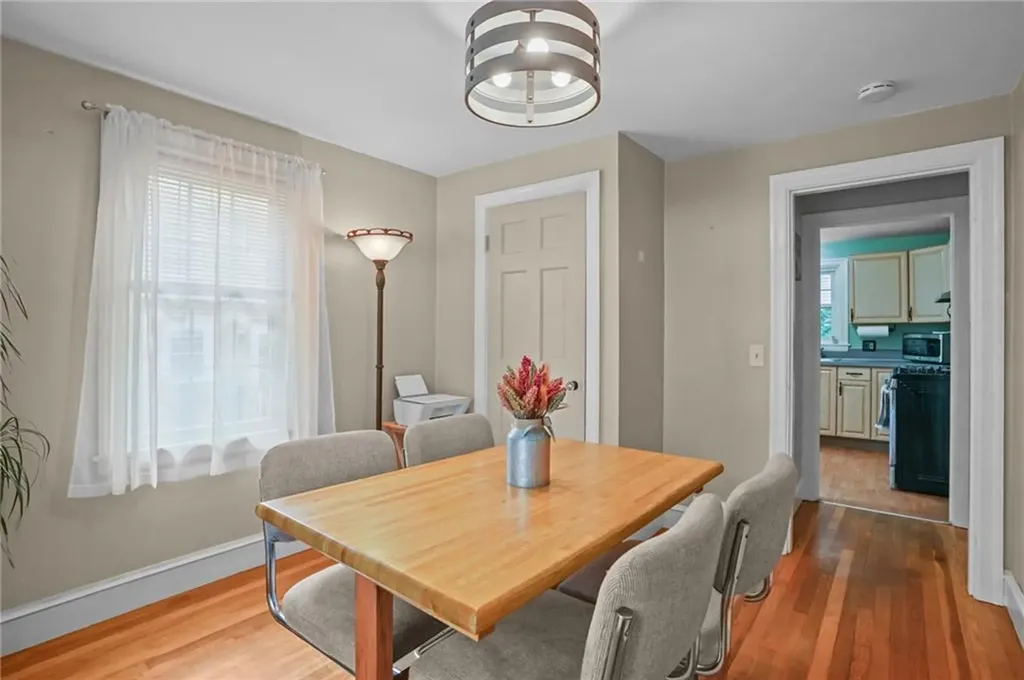 71 Macarthur Drive Warwick RI 02889