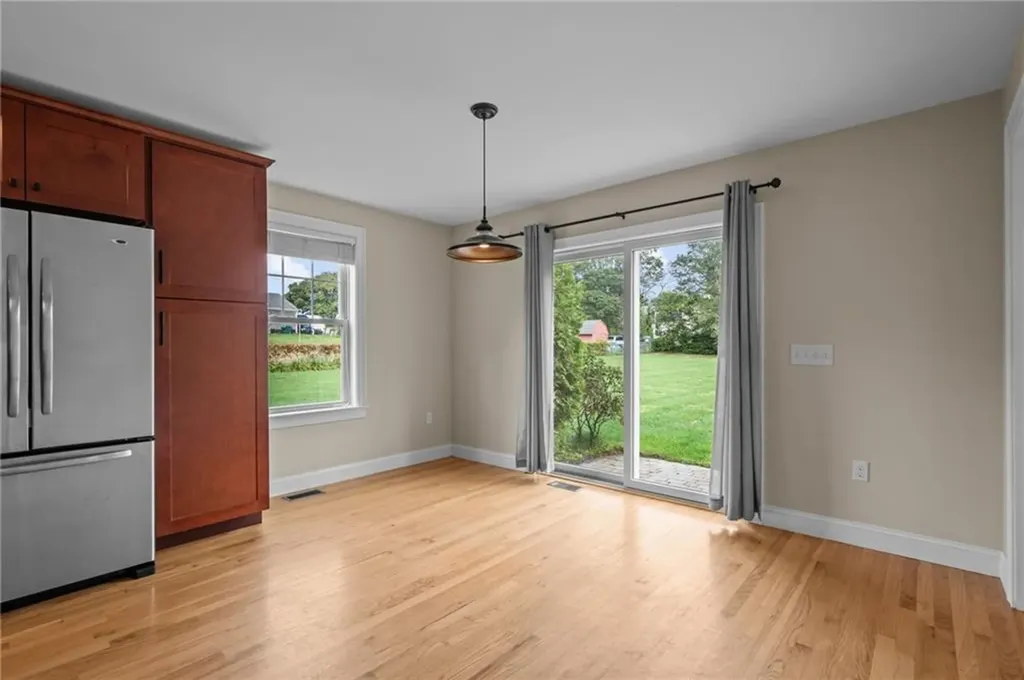 20 Vanderbilt Lane Portsmouth RI 02871