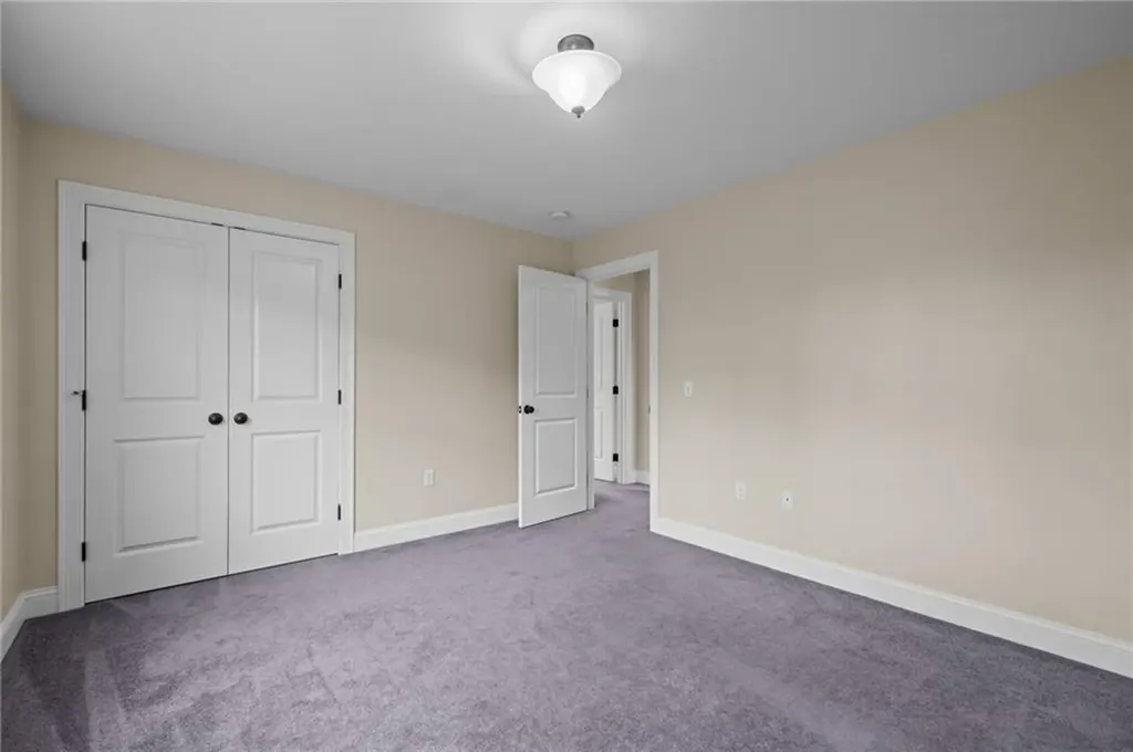 20 Vanderbilt Lane Portsmouth RI 02871