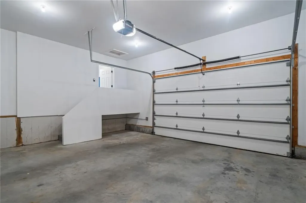 20 Vanderbilt Lane Portsmouth RI 02871