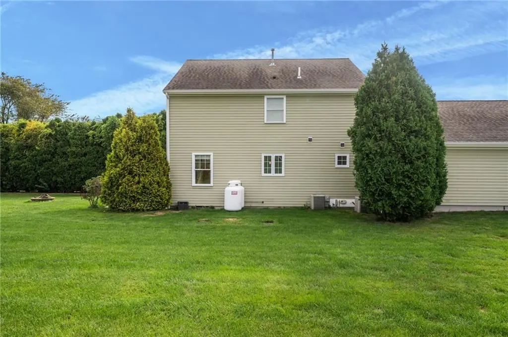 20 Vanderbilt Lane Portsmouth RI 02871