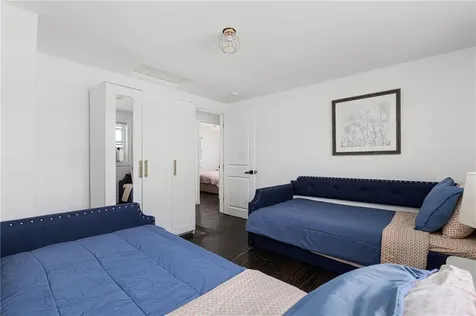 340 Old Mill Lane Portsmouth RI 02871