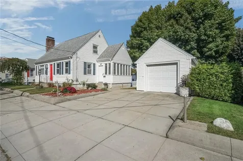 34 Aldrich Avenue Cranston RI 02920