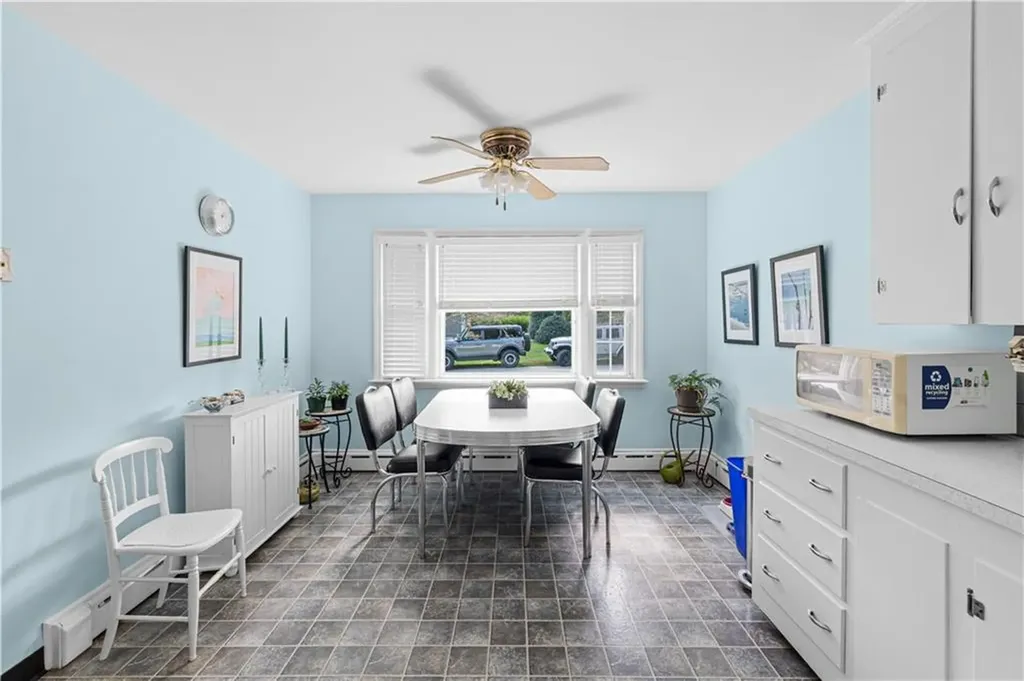 6 Randall Lane Portsmouth RI 02871