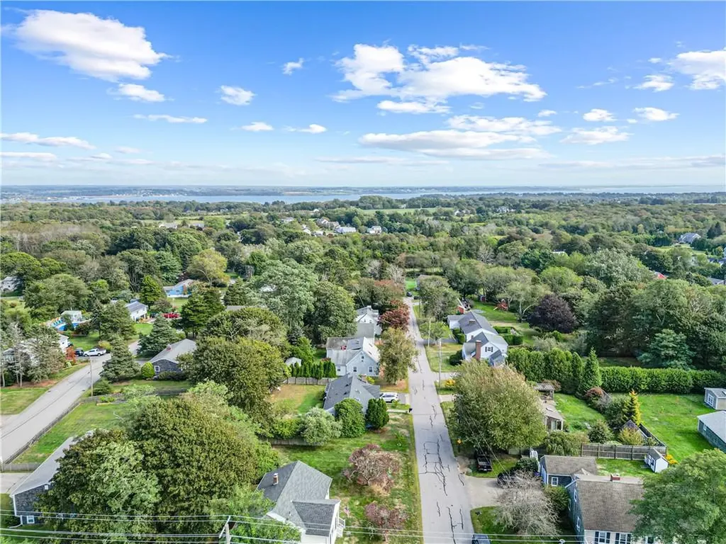 6 Randall Lane Portsmouth RI 02871