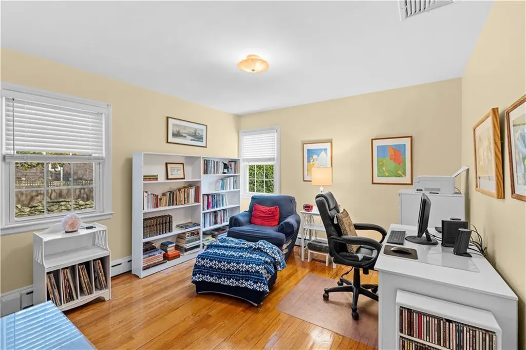 6 Randall Lane Portsmouth RI 02871
