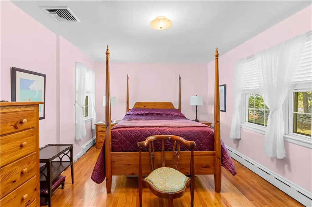 6 Randall Lane Portsmouth RI 02871