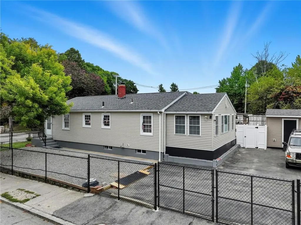 776 Plainfield Street Providence RI 02909