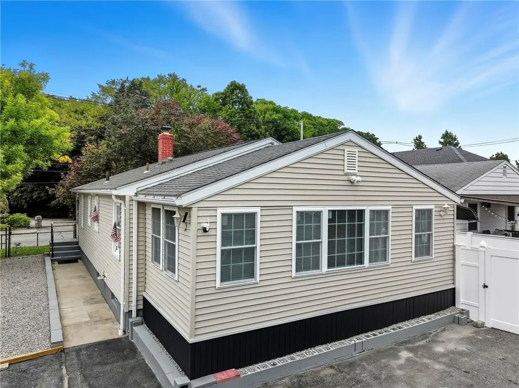 776 Plainfield Street Providence RI 02909