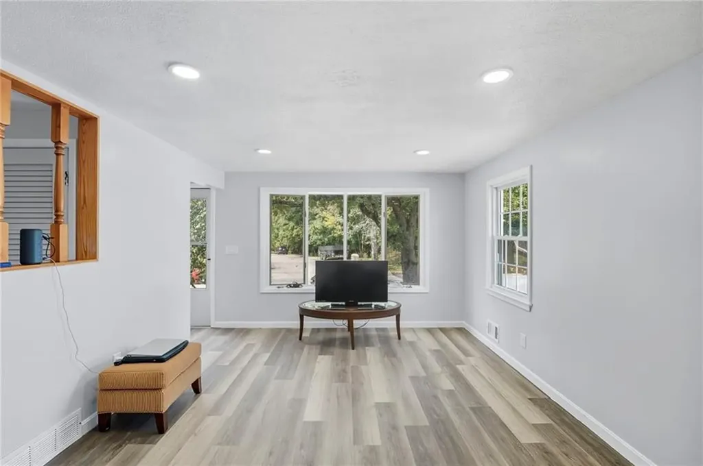 776 Plainfield Street Providence RI 02909