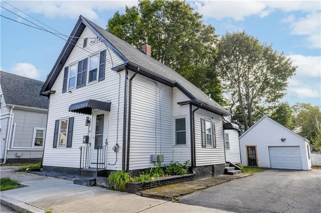 42 Chambers Street Providence RI 02907