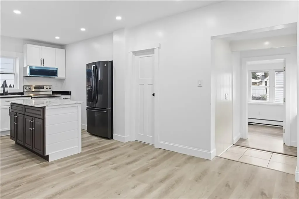 42 Chambers Street Providence RI 02907