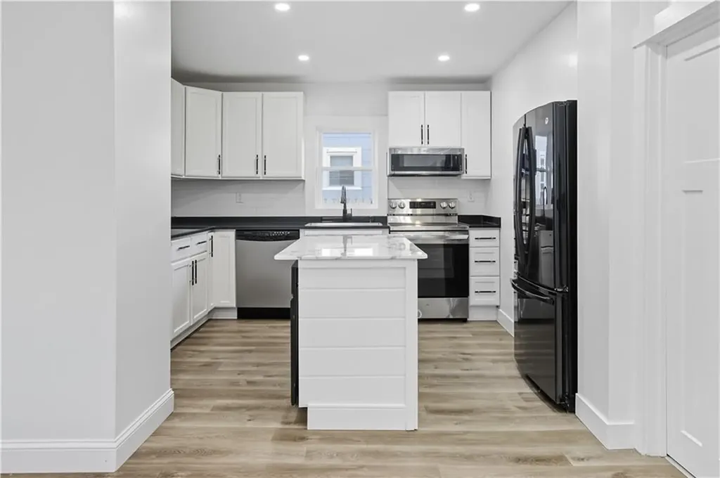 42 Chambers Street Providence RI 02907