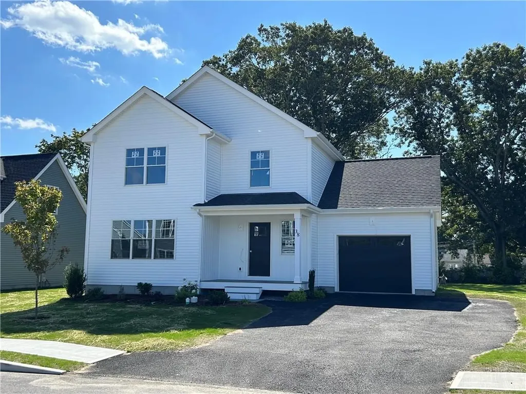 38 Red Maple Lane Warwick RI 02886