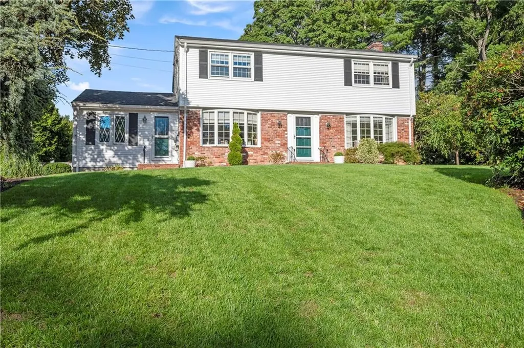 22 Gilbert Court Cumberland RI 02864
