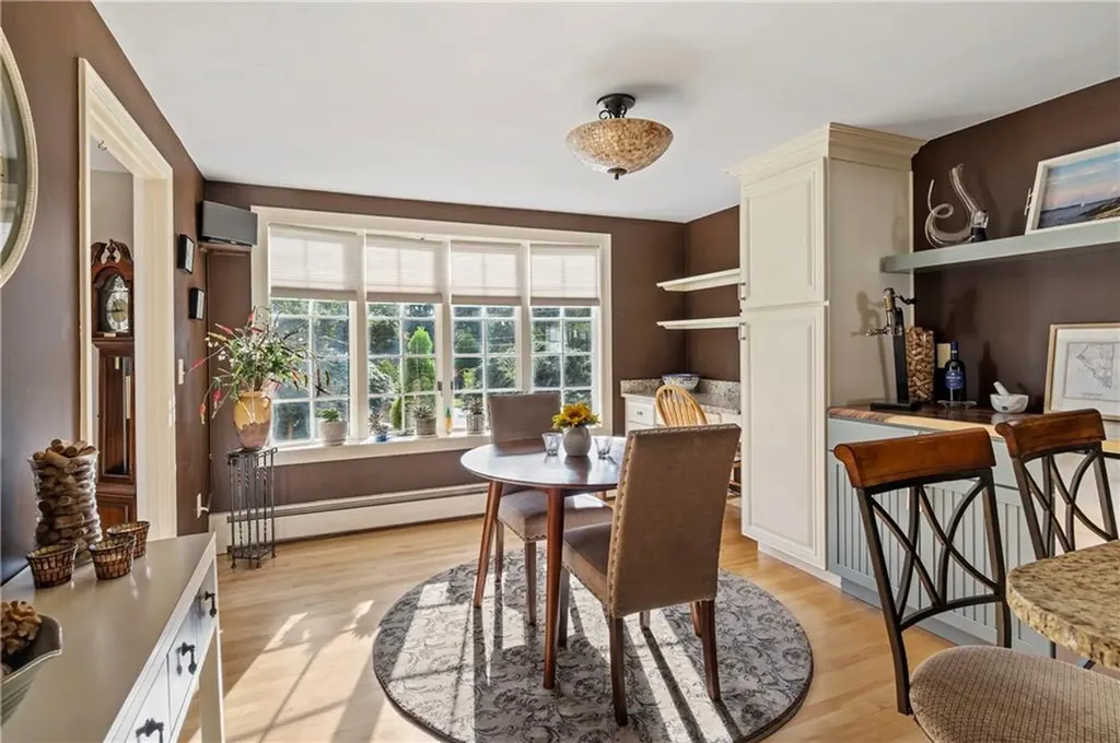 22 Gilbert Court Cumberland RI 02864