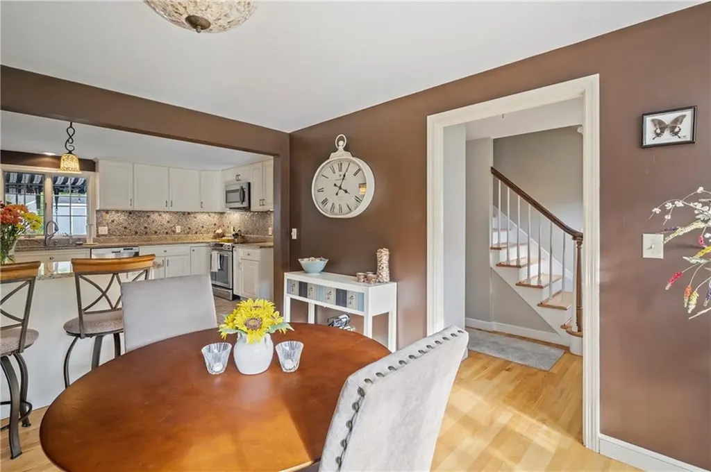 22 Gilbert Court Cumberland RI 02864
